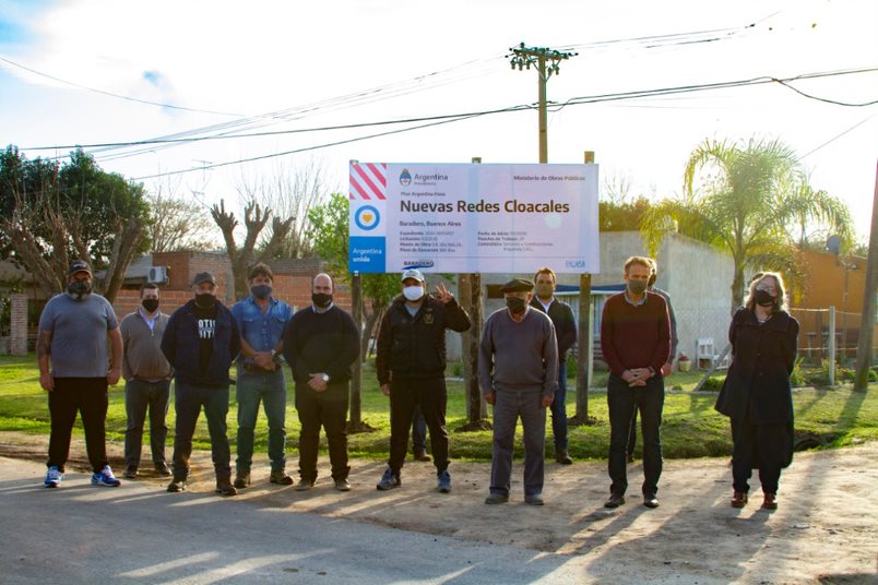 Junto a intendente Esteban Sanzio, el ministro de Obras Públicas de la Nación, Gabriel Katopodis firmó el inicio de obra de cloacas del barrio “San José”