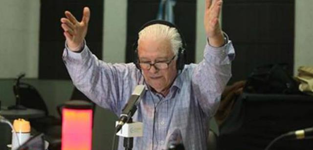 Dieron de alta a Héctor Larrea