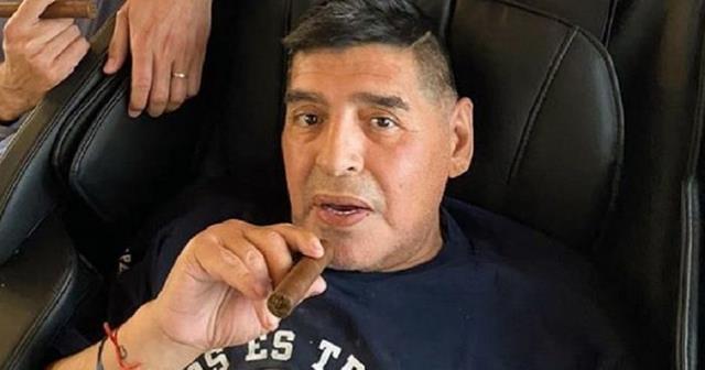 Polémico dato: Aseguran que Diego Maradona se golpeó la cabeza antes de morir y no fue asistido