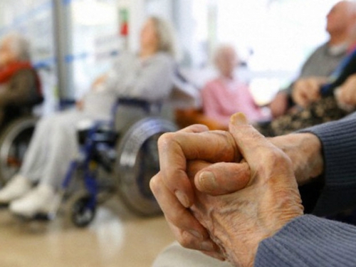 Abordaje sanitario en una residencia geriátrica bloqueada