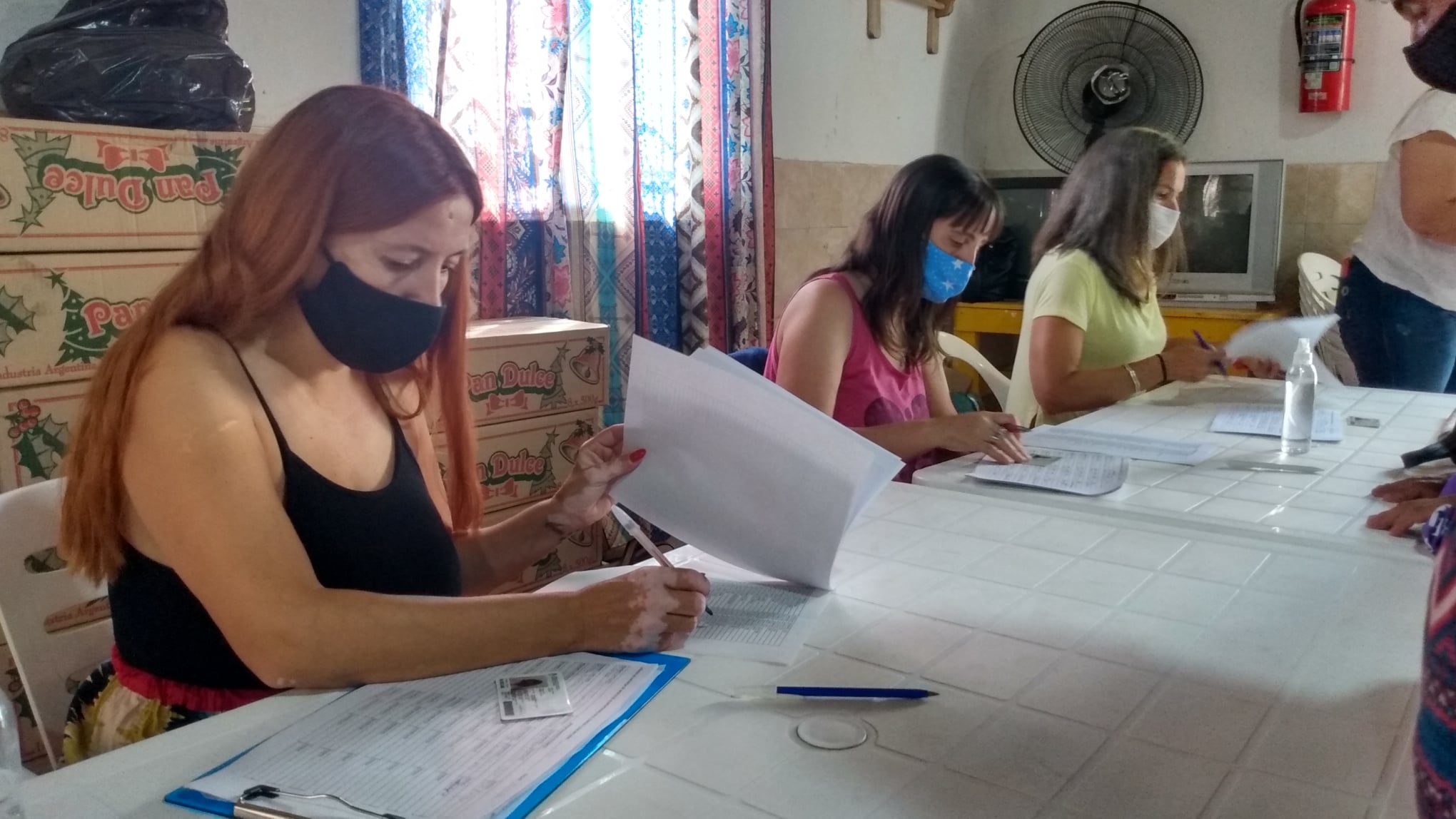 Se entregaron módulos alimentarios en los centros barriales y delegaciones