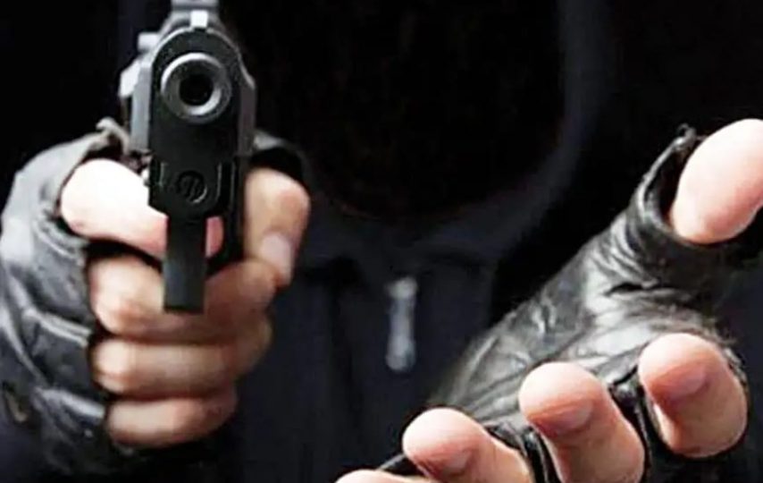 Policiales. Roban un super chino a mano armada