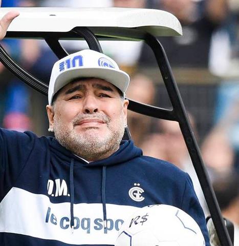 Se rechazaron los dos pedidos para iniciar la sucesión de Diego Maradona