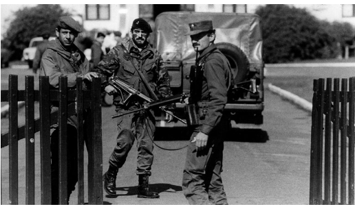 El levantamiento carapintada que costó 13 vidas: a 30 años de la última sublevación militar en la Argentina