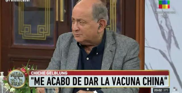 Chiche Gelblung se dio la vacuna china contra el coronavirus: «Fue en el brazo y duele»