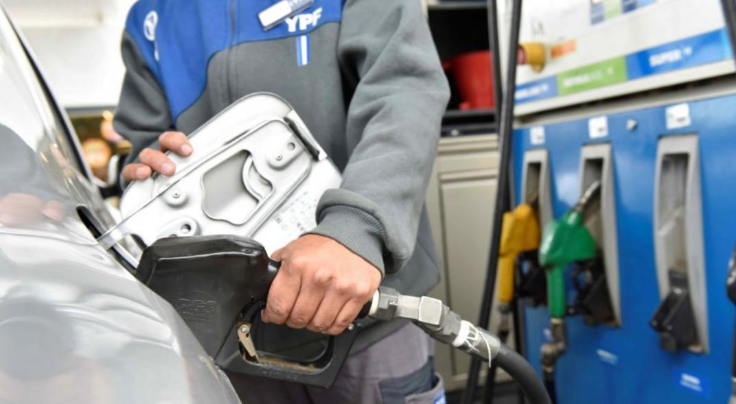 Nueva suba de combustibles: aumentó la nafta en torno a 1,2% en algunas estaciones de servicio