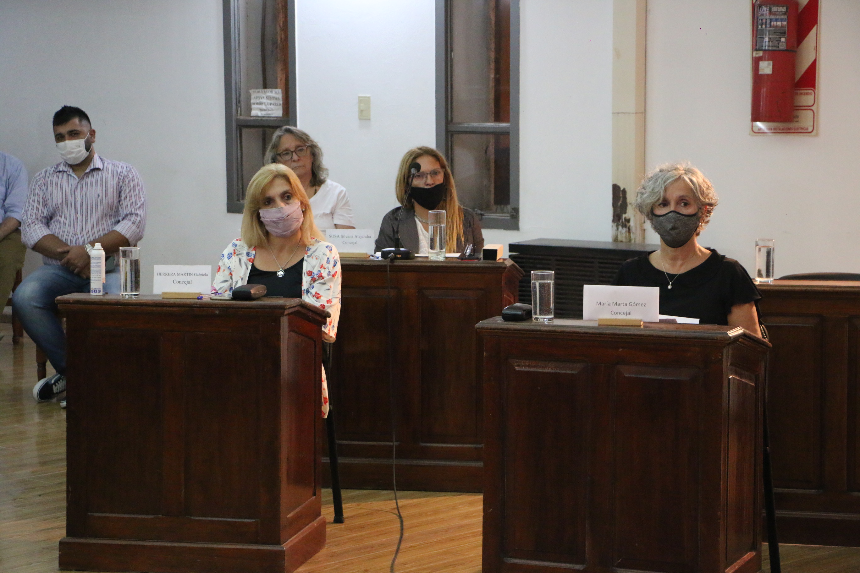 HCD: Covid positivo para una concejal y aislamiento para otro