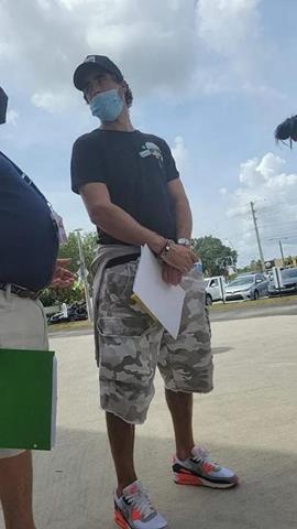 Nacho Viale viajó con su novia a Estados Unidos para vacunarse contra el COVID