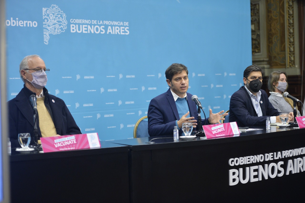 Kicillof: “A partir de la reducción de los contagios, el miércoles volverá la presencialidad cuidada a las escuelas del Gran Buenos Aires”