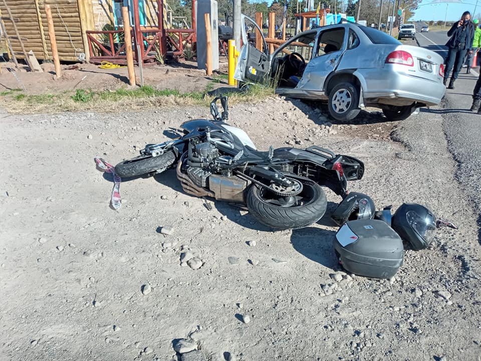 Bomberos. Accidente en el acceso a la ciudad