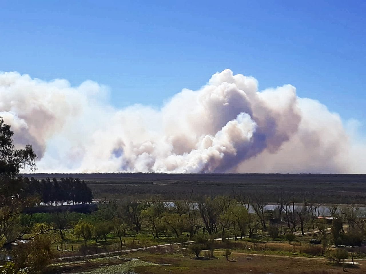 Municipalidad de San Pedro: Finalizaron los trabajos del operativo realizado en los incendios de la Isla