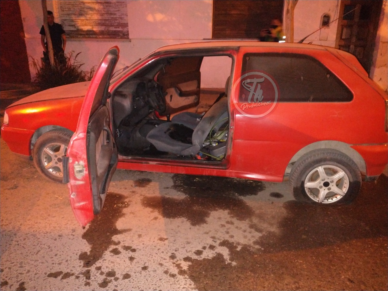 Bomberos: Incendio de un auto en la madrugada del viernes