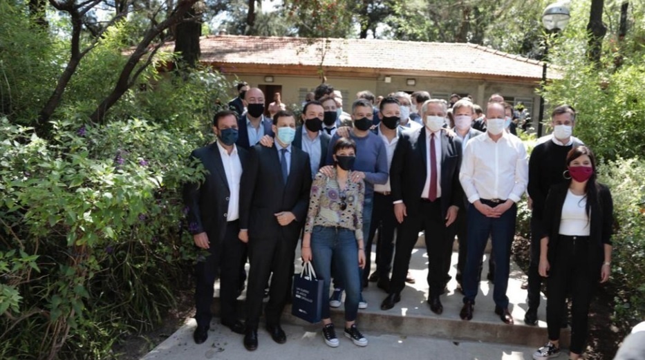Cumbre electoral del Gobierno: Alberto Fernández les pidió a los intendentes bonaerenses reforzar la campaña