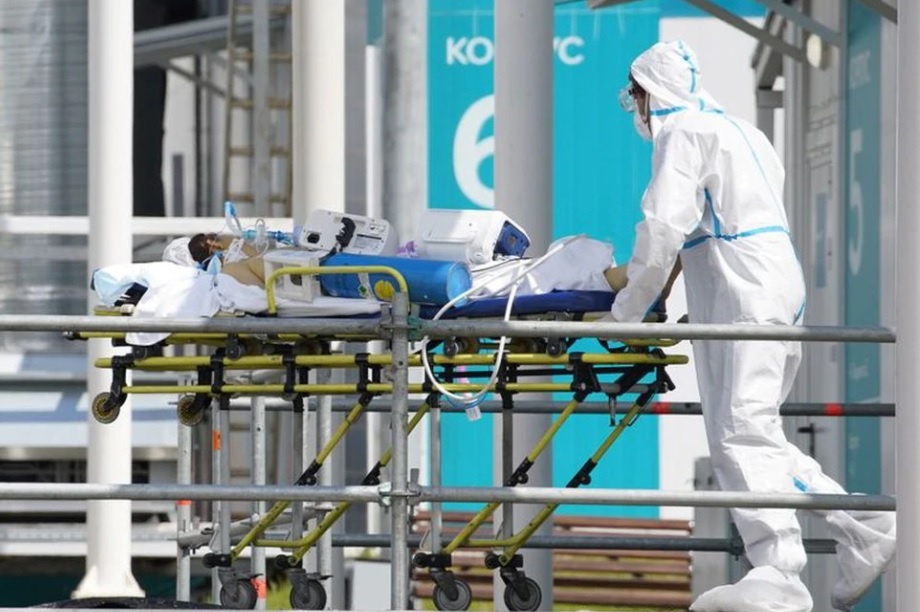 Rusia vive sus horas más difíciles de la pandemia: con 968 decesos, volvió a registrar un máximo histórico de muertos diarios por COVID-19