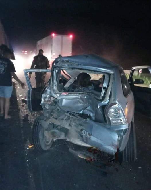 Policiales. Accidente con ocupantes atrapados en ruta 9