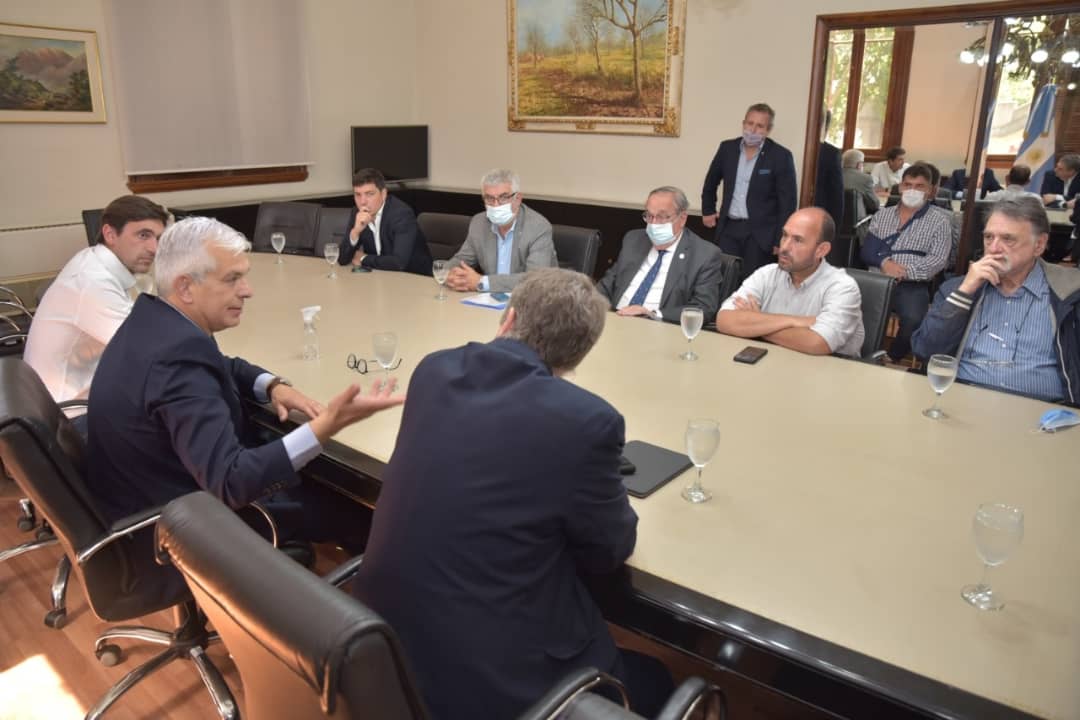 El municipio contará con tres nuevas maquinarias para mejoramiento de caminos