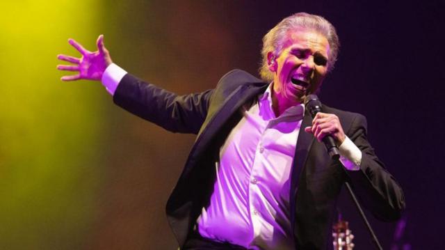Jairo fue internado por una leve neumonía y debió suspender su gira