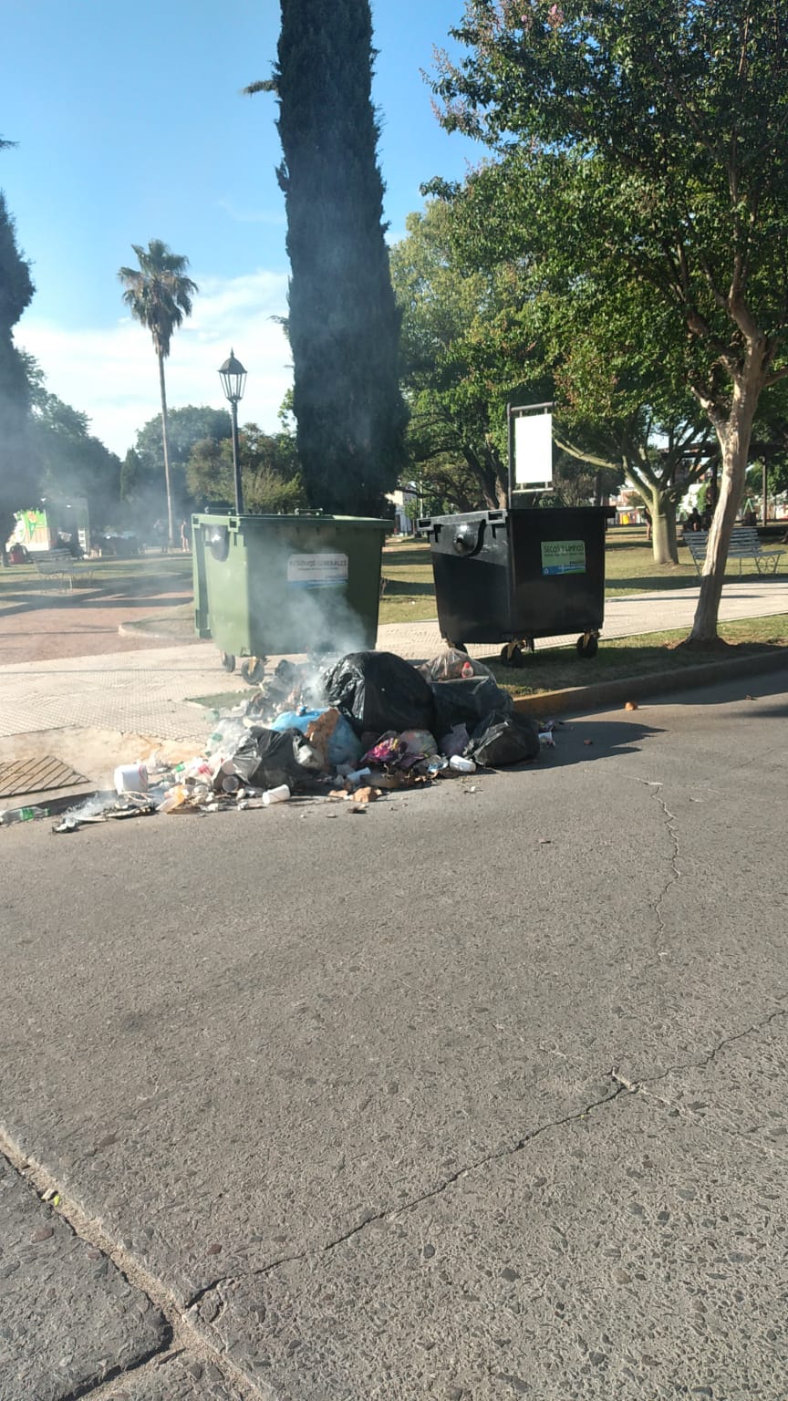 Incendio de volquete