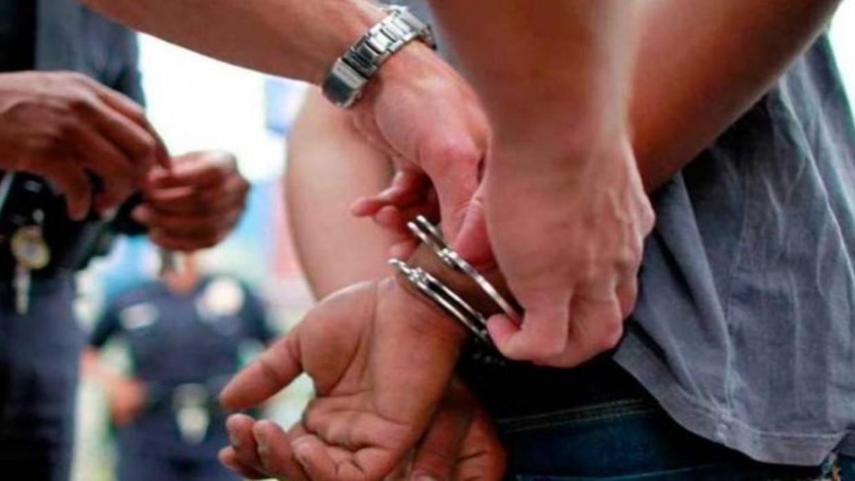 Policiales: Detención, Tenia Pedido de Captura