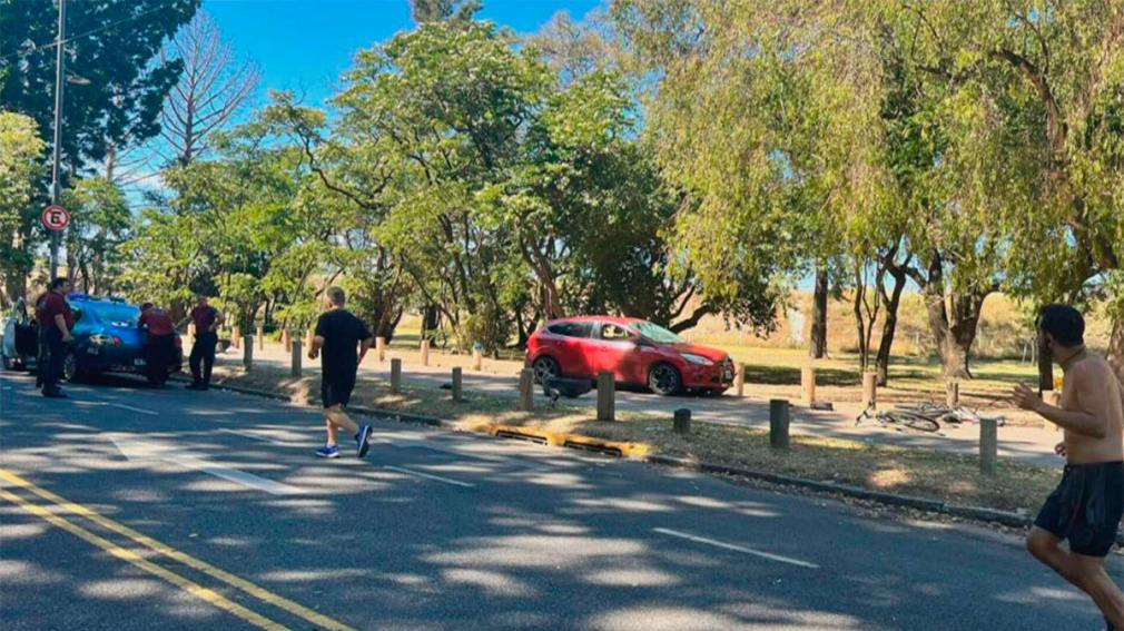 Locura en los Bosques de Palermo: un conductor atropelló a ciclistas y runners, mató a una mujer y huyó