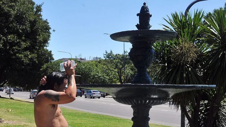Anticipan una ola de calor extremo en gran parte del país con temperaturas superiores a los 40°