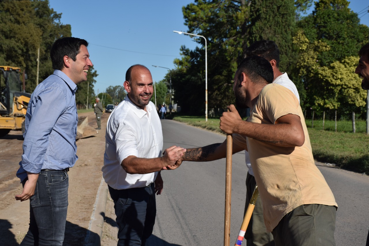 Obras que transforman: Sanzio y Nardini dieron inicio a la obra de pavimentación de calle Roca