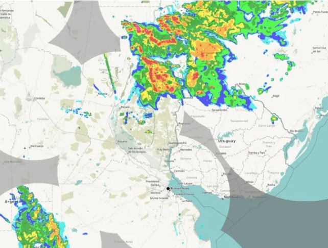 Tormentas fuertes con lluvias intensas, ráfagas y ocasional caída de granizo.