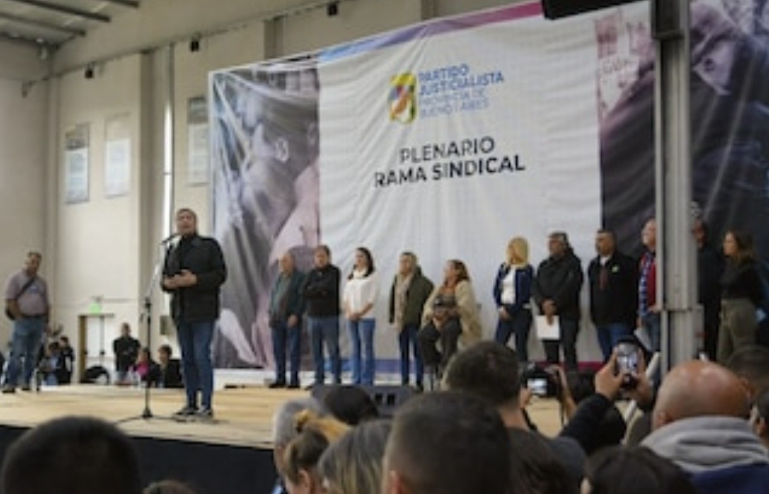 En medio de las tensiones internas, Máximo Kirchner cuestionó a Martín Guzmán por no involucrarse en “las disputas de poder”