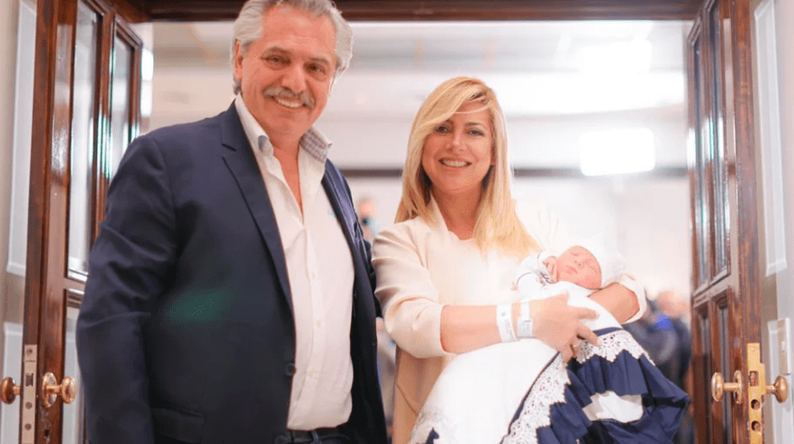 Alberto Fernández y Fabiola Yañez presentaron a su hijo Francisco: “Es un oasis en un tiempo tan difícil”