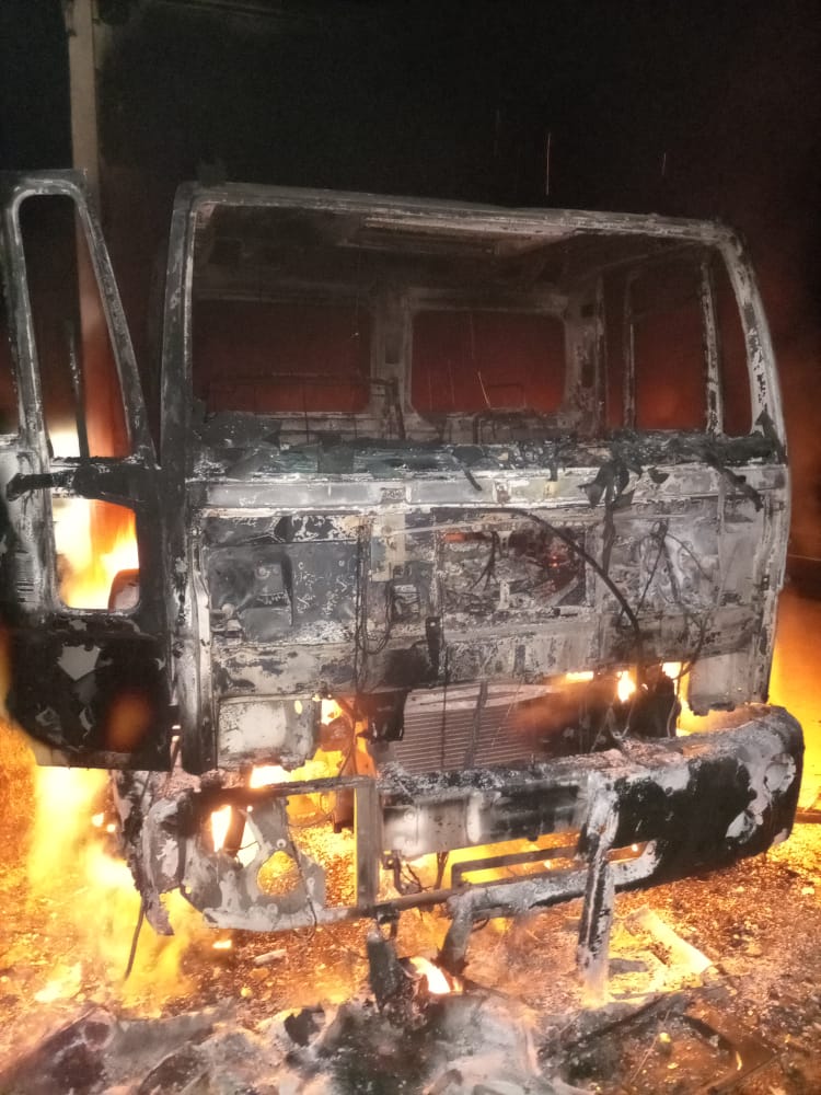 Se incendió un camión en el km 145 de Ruta 9