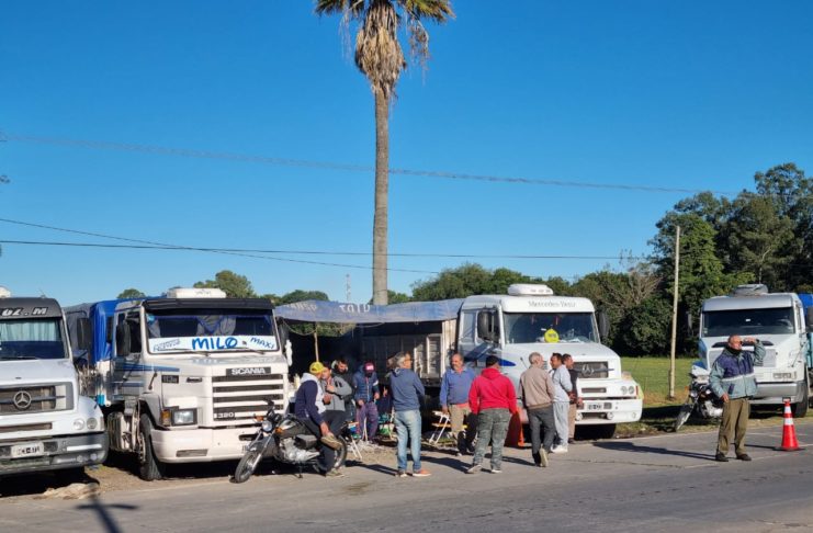 Levantaron el paro de transportistas cerealeros tras aumento del 20 % en las tarifas