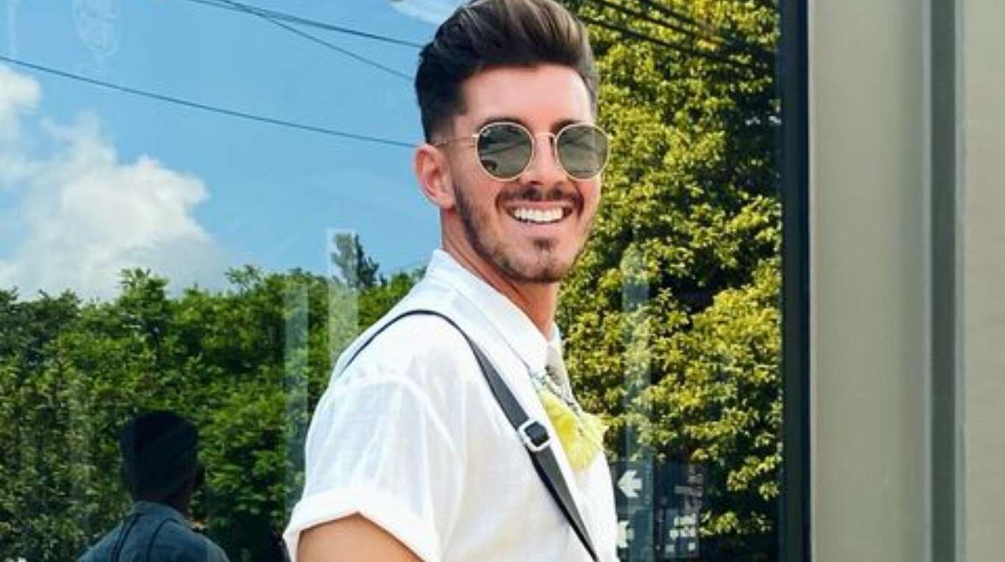 Martt, el diseñador que usa faldas, vestidos y tops para mostrar que “la moda no tiene género”