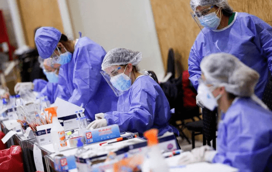 Continúa el aumento de casos de COVID-19 en Argentina: confirmaron 43.487 contagios en la última semana