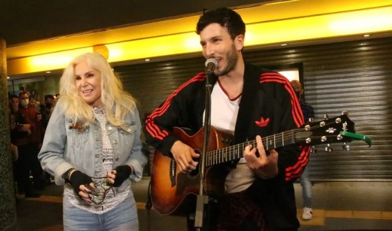 Sorpresa en el subte porteño: Susana Giménez y Sebastián Yatra dieron un show inesperado en la línea H