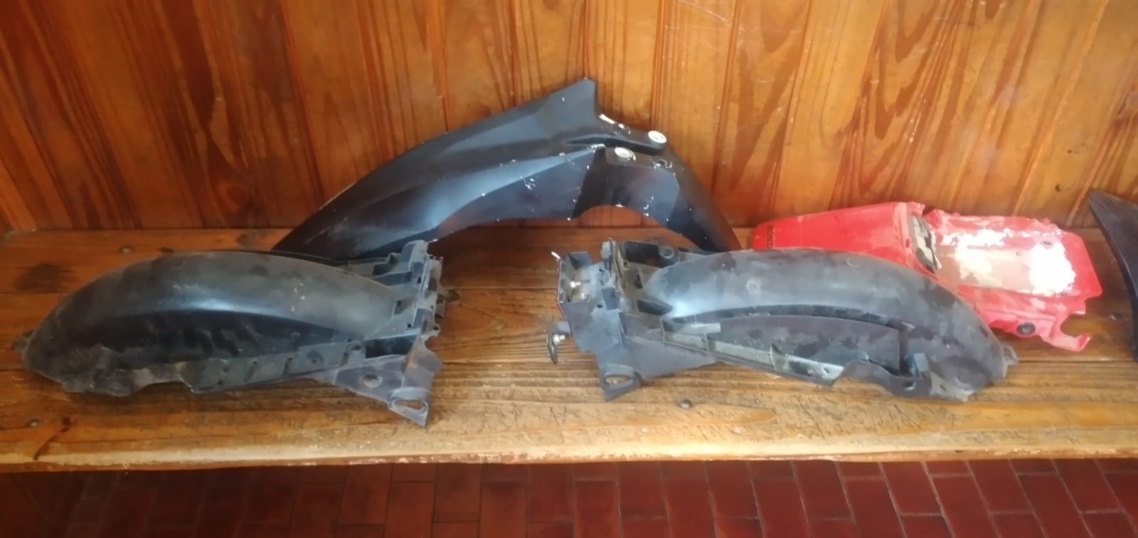 Elementos de dudosa procedencia en la habitación del hijo