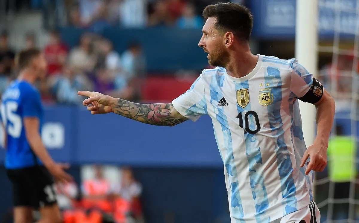 Con cinco goles de Messi, Argentina arrolló a Estonia en España