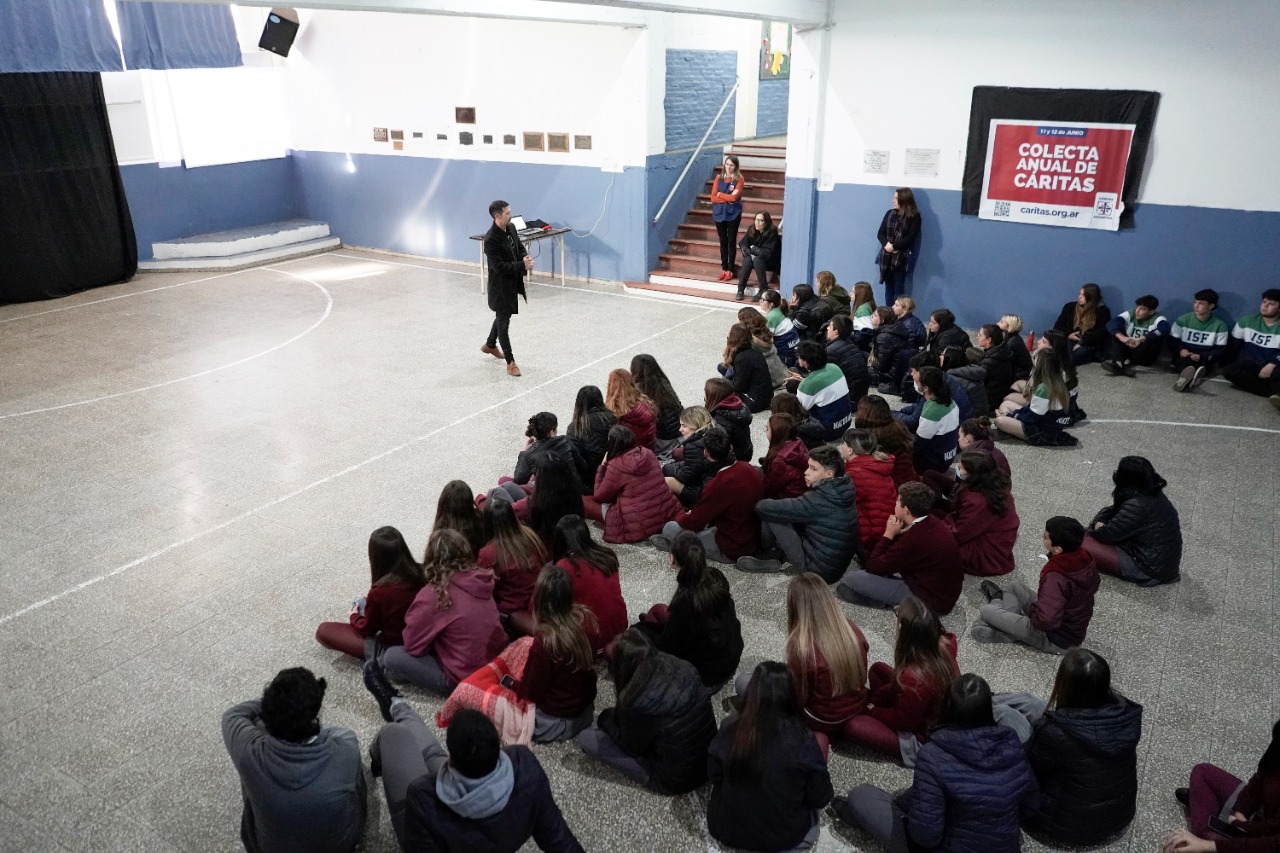 Se realizan charlas de seguridad vial en las escuelas
