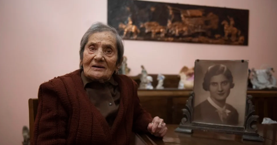 Tiene 106 años, vive en Flores y recuerda un siglo de la Argentina: “Toda mi familia ya se fue”