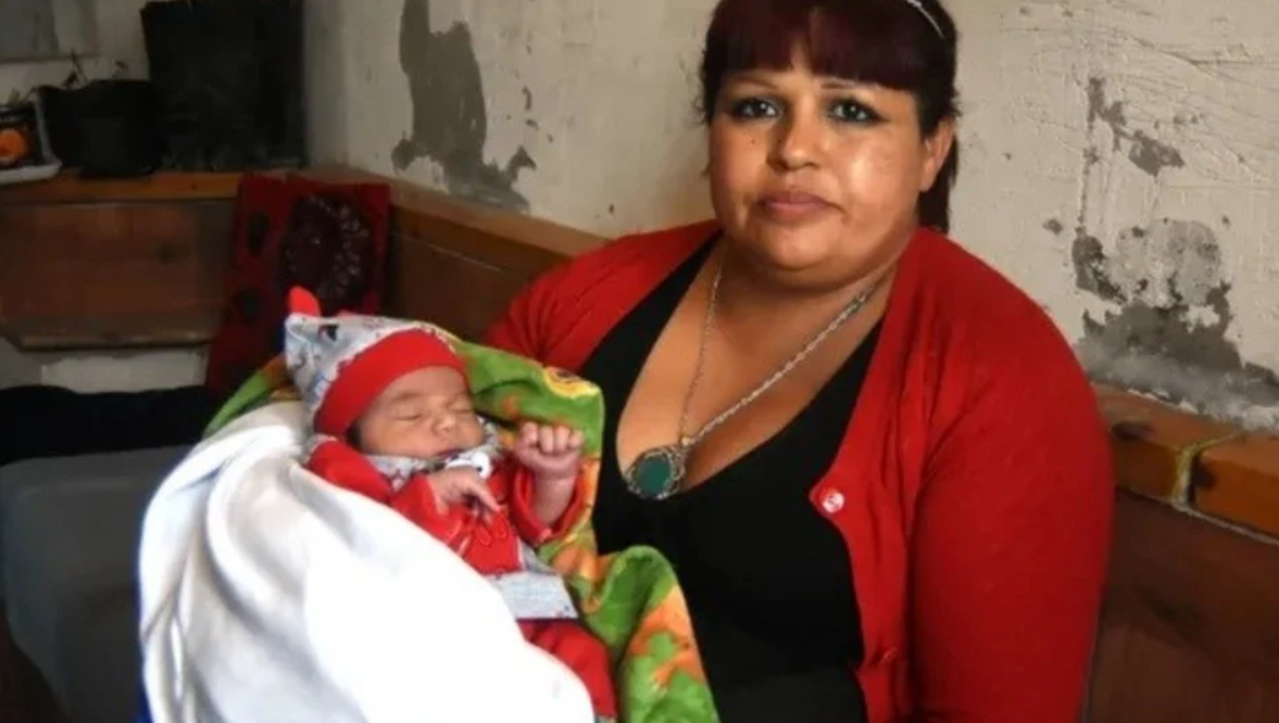Es madre soltera, tuvo a su séptimo hijo varón y quiere que Alberto Fernández sea el padrino: “Es un buen presidente”