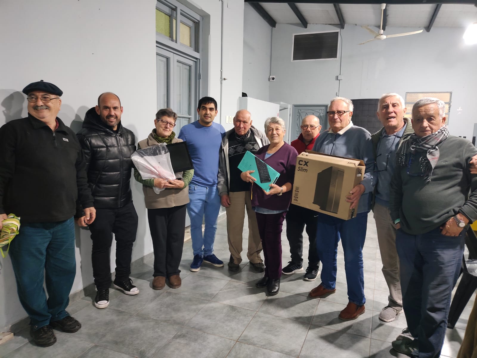 El intendente sorprendió a las personas jubiladas de SOERM