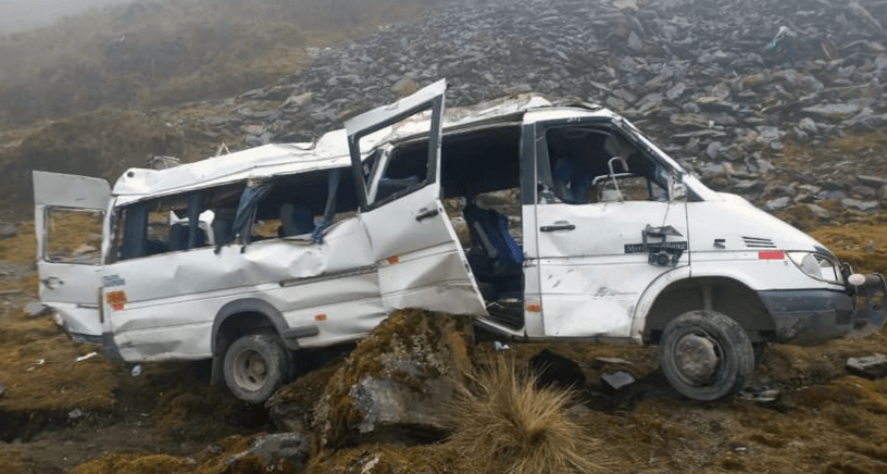 Una camioneta cayó de un precipicio en Machu Picchu: hay 4 turistas muertos y 16 heridos
