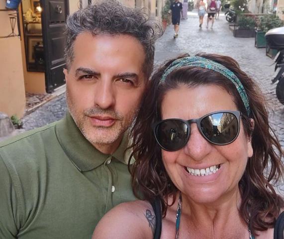 La furia de Ángel de Brito y Andrea Taboada varados en un aeropuerto de Roma