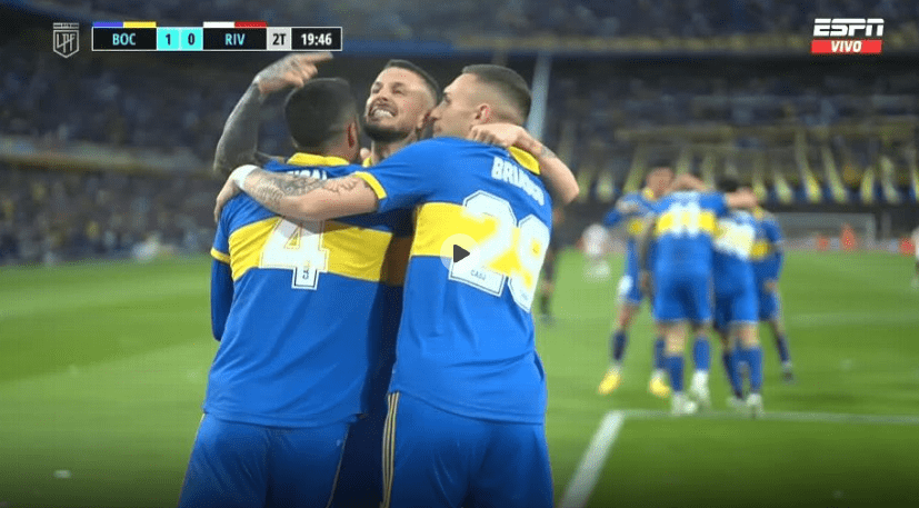 Boca Juniors le ganó 1-0 a River Plate en La Bombonera y se metió de lleno en la lucha por el título