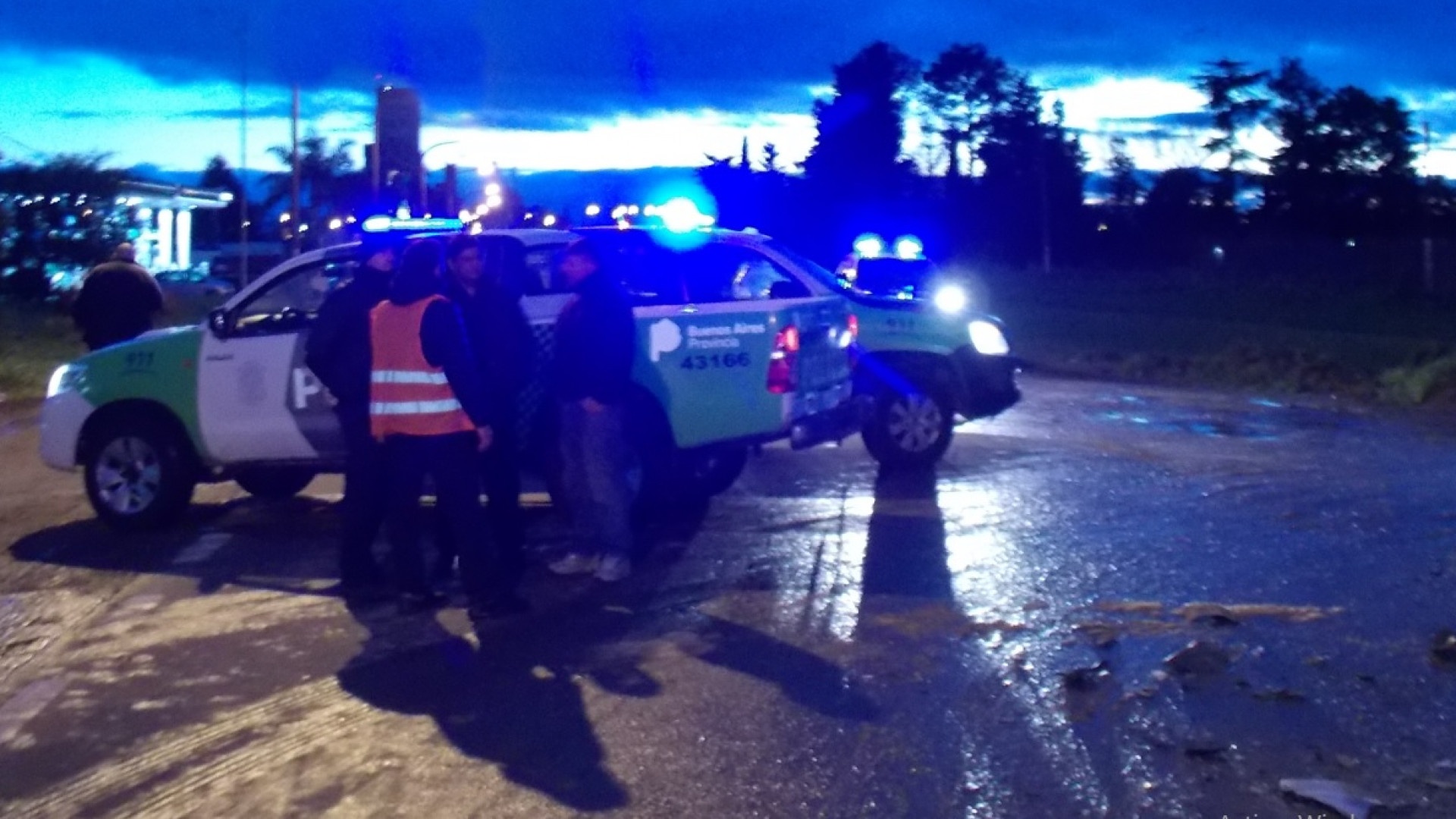 Dos motociclistas fallecidos en colisión frontal en Río Tala