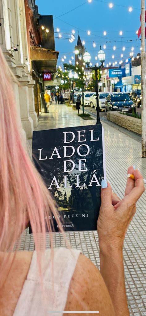Hugo Pezzini: una enriquecedora charla sobre autoficción.