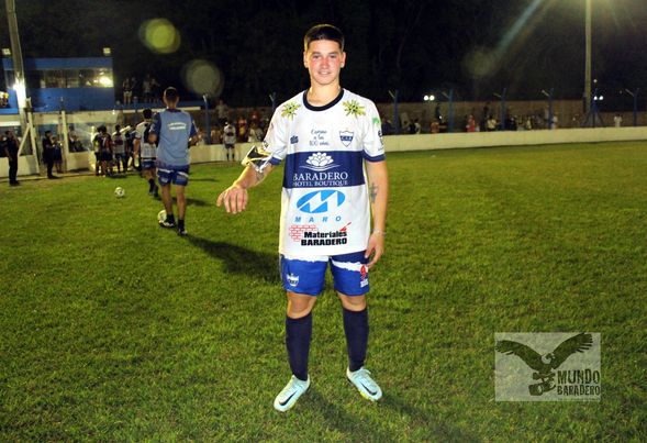 Sportivo Baradero derrotó por 2 a 0 a Regatas de San Nicolás