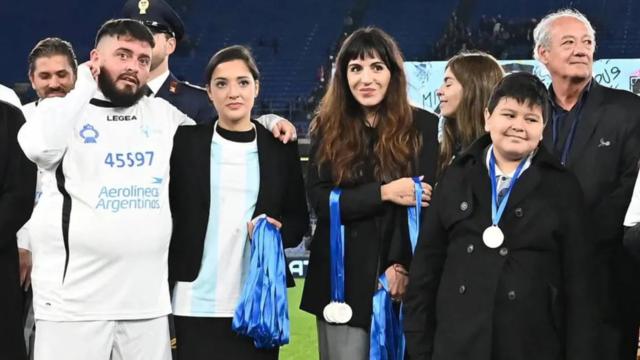 Los cinco hijos de Diego Maradona se mostraron juntos por primera vez
