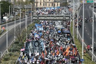 Detectaron que más de 250 mil beneficiarios de planes sociales compraron dólares y declararon Bienes Personales