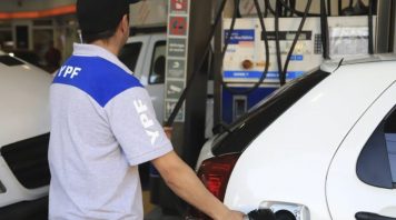 YPF subió el precio de las naftas el 6% y la premium ya acumuló un 61% en el año