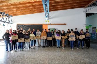 Esteban Sanzio: «Más de 275 jóvenes recibieron su notebook este año?»